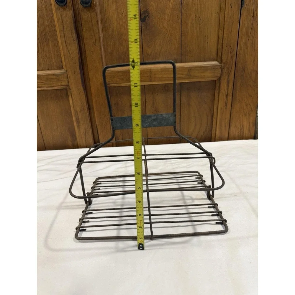 VTG Metal Milk Wire Holder 1980's Carnation With Handle